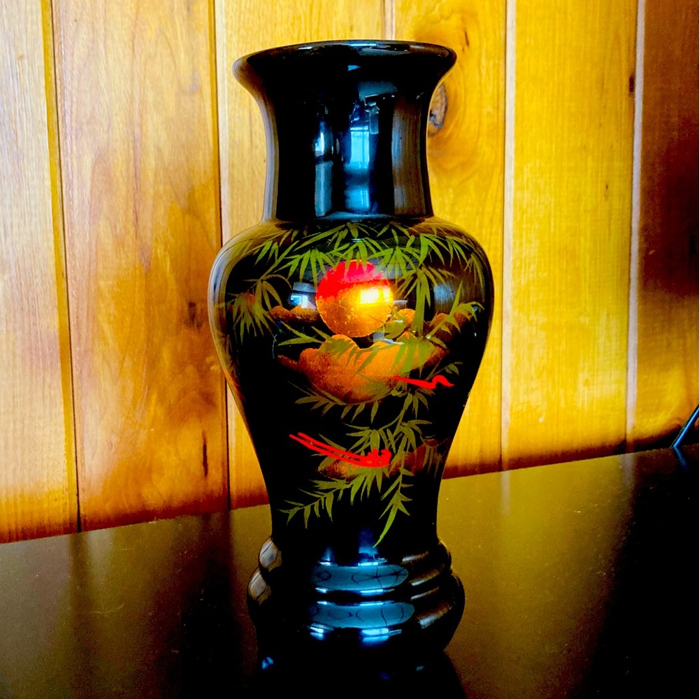Vintage Vase made in Vietnam crane bird design